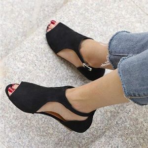 Open Toe Black Wedge Shoes